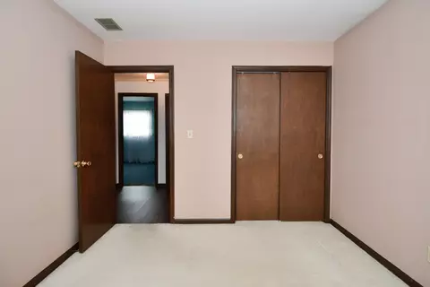 Bedroom - 246 Plainview Dr, Avon, IN 46123 photo 3 of 6