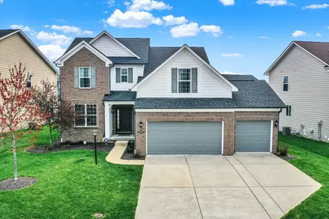 15875 Viking Meadows Dr, Westfield, IN 46074