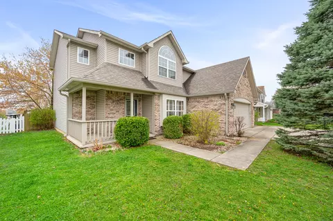 1035 Oak Leaf Rd, Franklin, IN 46131