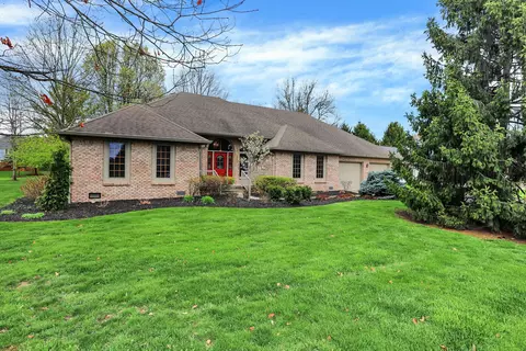 1120 Buttonwood Ct, Greenfield, IN 46140