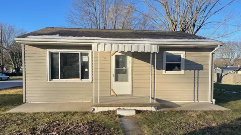 703 E 28th St, Marion, IN 46953