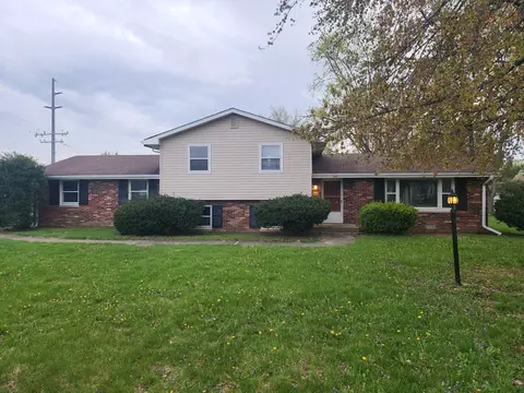 4811 E 25th St, Columbus, IN 47203