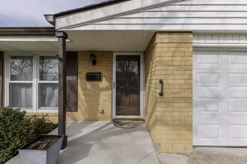 Exterior - 1330 Killian Dr, Beech Grove, IN 46107 photo 2 of 9
