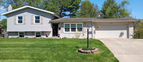 4217 Ridgeway Ave, Columbus, IN 47203