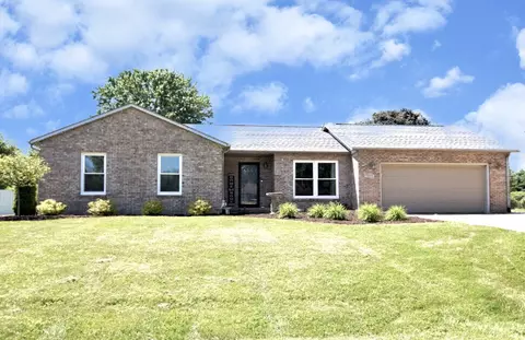 5559 E Broadmore Dr, Columbus, IN 47201