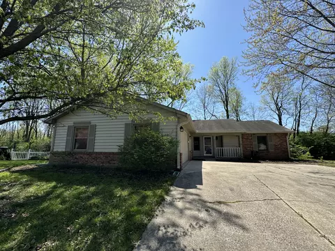 8010 Clayburn Ct, Indianapolis, IN 46268