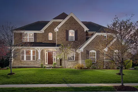 10287 Strongbow Rd, Fishers, IN 46040