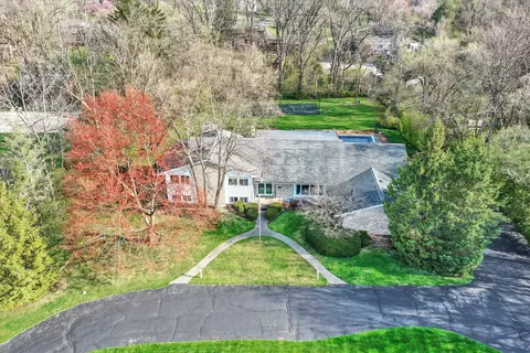 3704 N Delaware Commons Dr N, Indianapolis, IN 46220