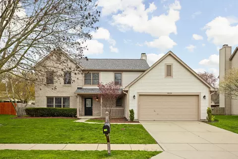 14535 Cotswold Ln, Carmel, IN 46033