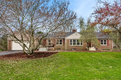 3227 Devereaux Dr, Indianapolis, IN 46228