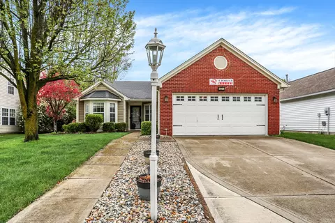 10212 Cheswick Ln, Fishers, IN 46037