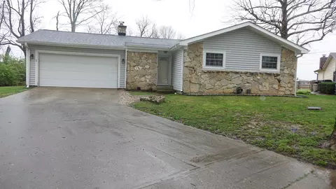489 Autumn Ln, Greenwood, IN 46143