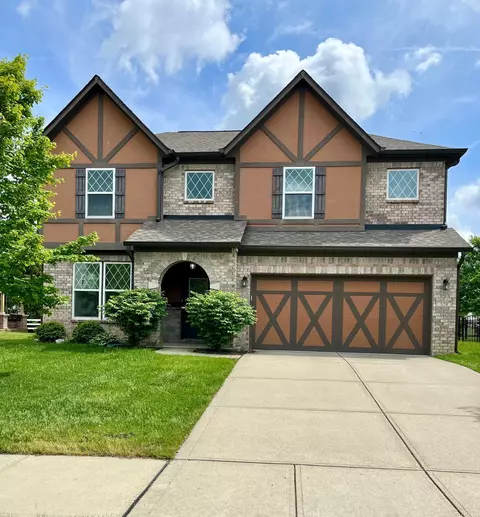 579 Canberra Blvd, Westfield, IN 46074