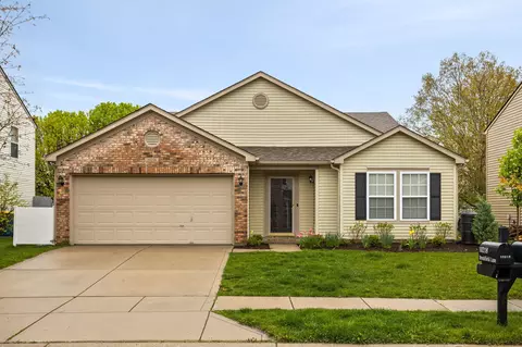 10218 Brushfield Ln, Fishers, IN 46037