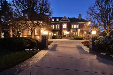 9062 Bay Breeze Ct, Indianapolis, IN 46236