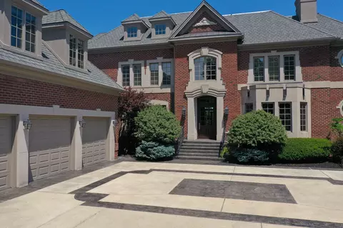 Exterior - 9062 Bay Breeze Ct, Indianapolis, IN 46236 photo 5 of 10