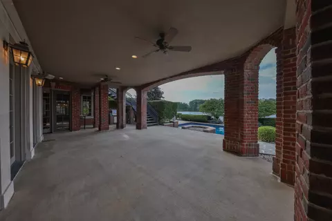 Exterior - 9062 Bay Breeze Ct, Indianapolis, IN 46236 photo 9 of 10