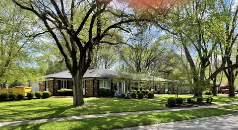 8095 Lieber Rd, Indianapolis, IN 46260