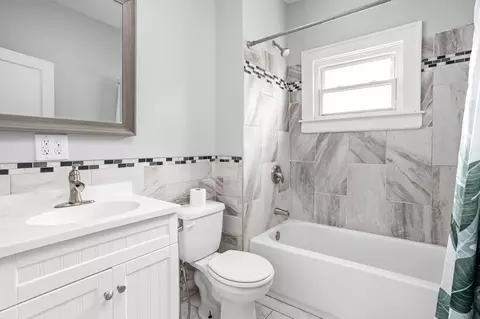 5115 E Saint Clair St, Indianapolis, IN 46219 photo 11