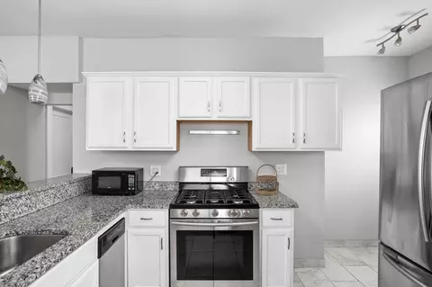 5115 E Saint Clair St, Indianapolis, IN 46219 photo 9