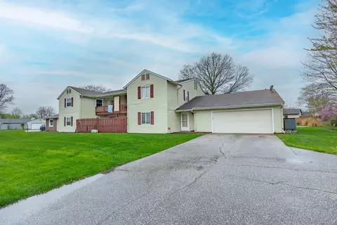 5952 Beau Jardin Dr, Indianapolis, IN 46237