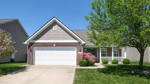 6630 Locust Grove Dr, Indianapolis, IN 46237
