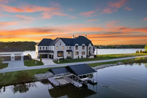 10747 Geist Cove Way, Mccordsville, IN 46055