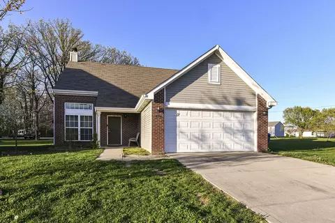 11642 Ross Park Dr, Indianapolis, IN 46229