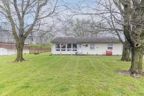 1328 E Main St, Greenfield, IN 46140