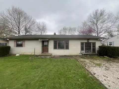 109 Lewis Dr, Mooresville, IN 46158