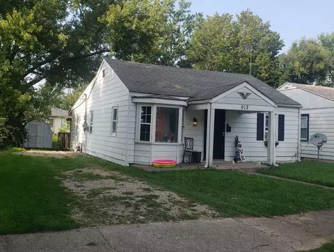 612 W 34th St, Anderson, IN 46013
