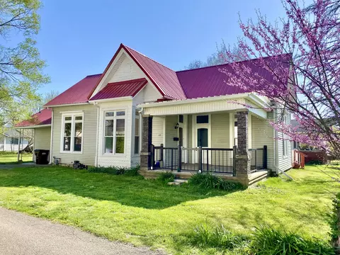 115 W Walnut St, North Vernon, IN 47265