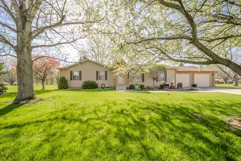 2321 Janet Ct, Anderson, IN 46012