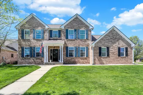 10 Decourcy Ln, Franklin, IN 46131