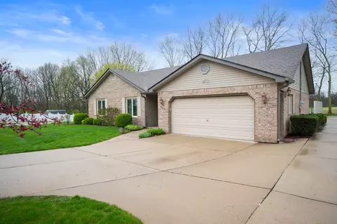 Exterior - 111 W Falcon Run, Pendleton, IN 46064 photo 3 of 8