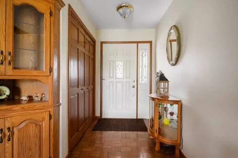 Entry Way - 111 W Falcon Run, Pendleton, IN 46064 photo 1 of 1