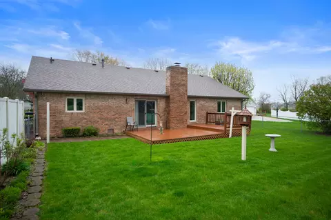 Exterior - 111 W Falcon Run, Pendleton, IN 46064 photo 6 of 8