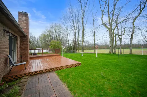 Exterior - 111 W Falcon Run, Pendleton, IN 46064 photo 5 of 8