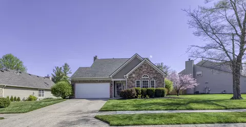10890 Gate Cir, Fishers, IN 46038