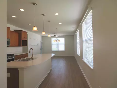 Kitchen - 4806 Larkspur Dr, Plainfield, IN 46168 photo 1 of 6