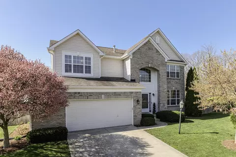 8325 Providence Dr, Fishers, IN 46038