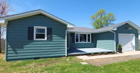 144 N East St, Crothersville, IN 47229