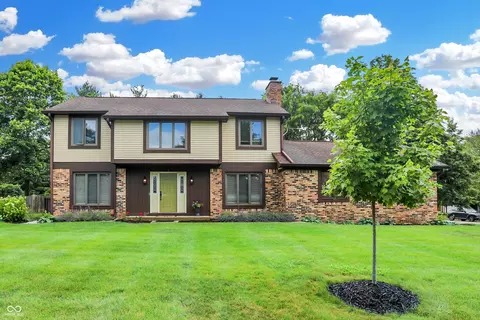 5 Greenhills Ct, Greenfield, IN 46140