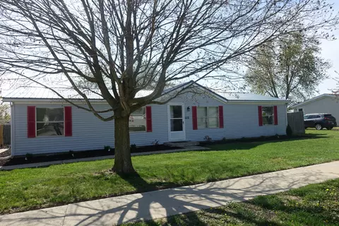 1112 Brittney Blvd, Seymour, IN 47274
