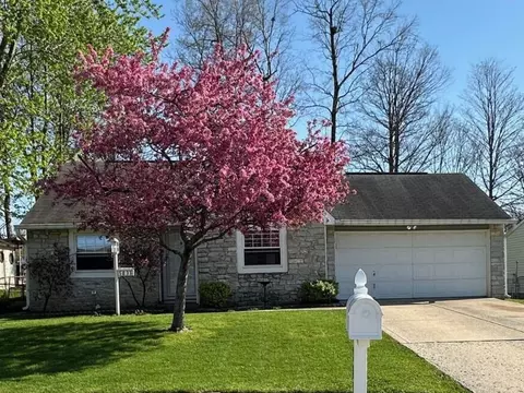 5833 Beau Jardin Dr, Indianapolis, IN 46237