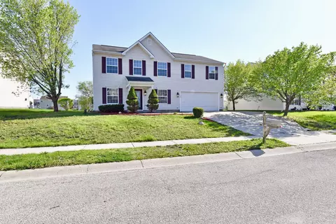 10907 Meadow Lake Dr, Indianapolis, IN 46229