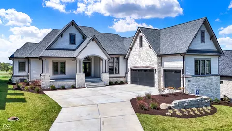 20504 Chatham Pointe Ln, Westfield, IN 46074