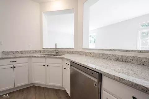 Kitchen - 10675 Kyle Ct, Fishers, IN 46037 photo 9 of 9