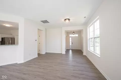 Entry Way - 10675 Kyle Ct, Fishers, IN 46037 photo 2 of 2