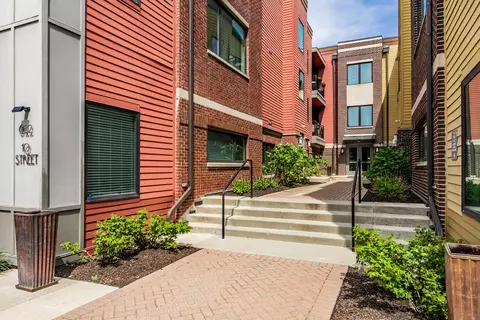 622 E 10th St #211, Indianapolis, IN 46202